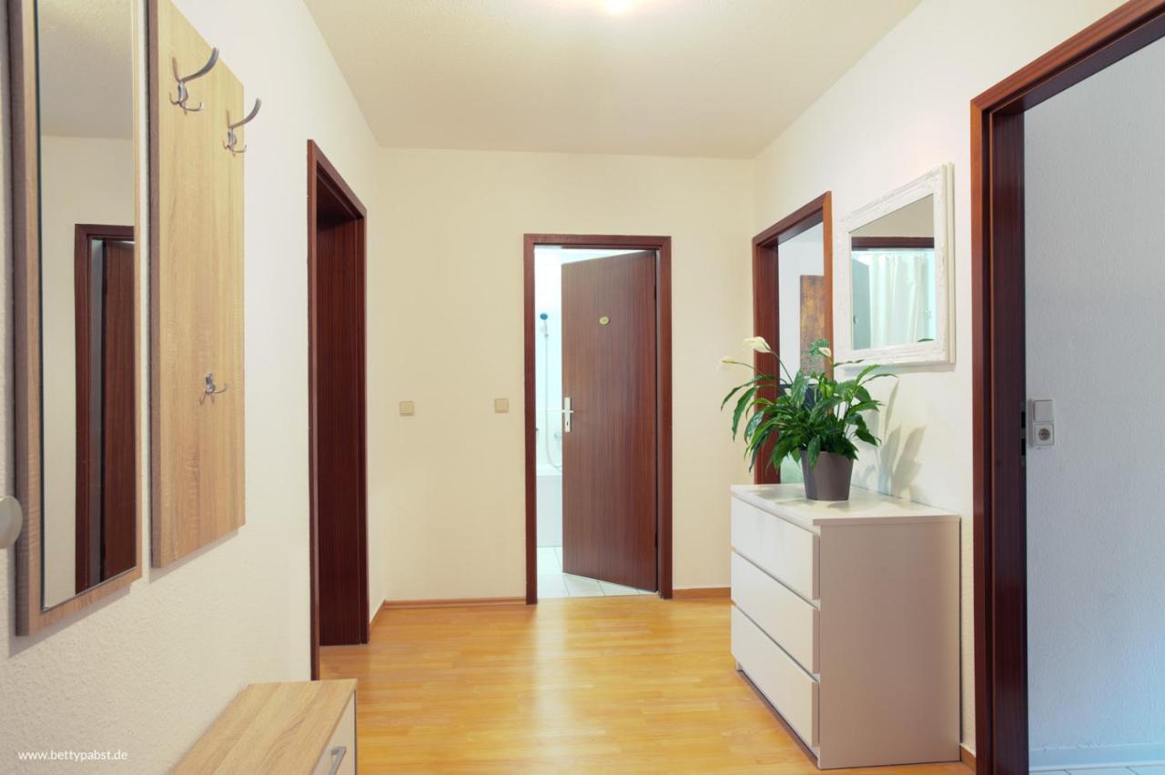 Apartment An Der Uni Mit Tiefgarage Und Loggia Leipzig Exteriör bild